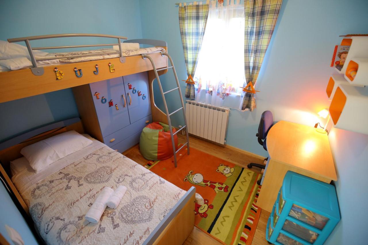 Holiday House Dolce Vita Sukošan Esterno foto