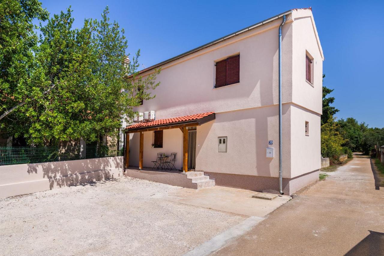 Holiday House Dolce Vita Sukošan Esterno foto